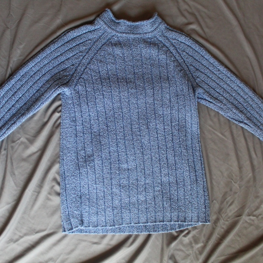 Long sleeve sweatshirt